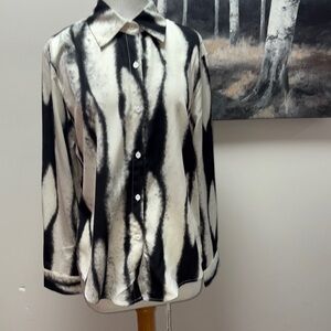 NWT Commense Black and White Abstract Blouse
